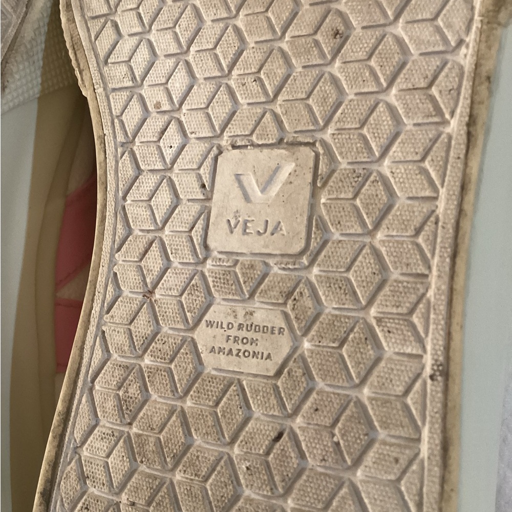 VEJA Esplar Low-Top Sneakers - Picture 12 of 13